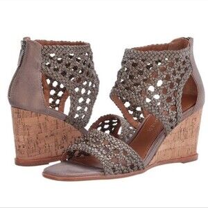 Donald Pliner wedge sandals